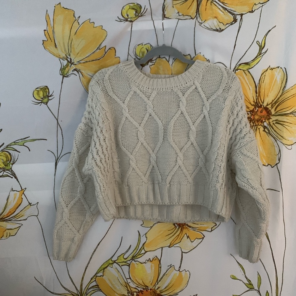 Cream knit cable cropped sweater